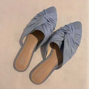 Market and Spruce- Warner Slide Flat